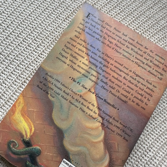 Harry Potter and the Chamber of Secrets Book - Picture 2 of 3